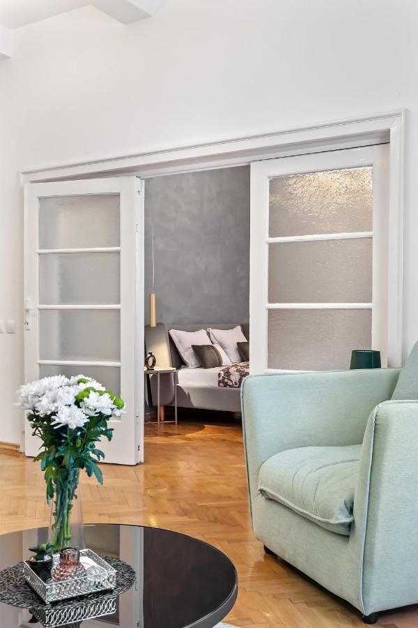 Apartment Ultracentral Bucharest