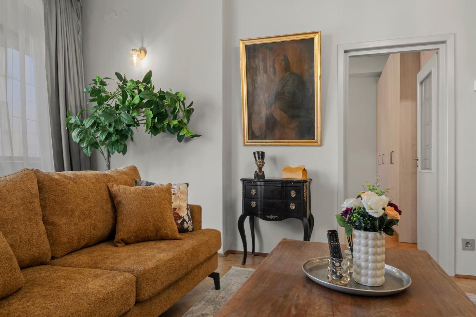 Ultracentral Apartment Bucharest